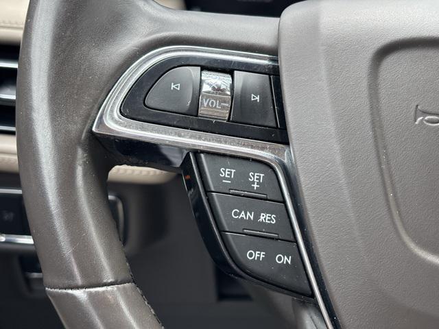 used 2021 Lincoln Nautilus car, priced at $32,355