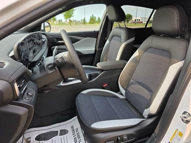new 2025 Buick Envista car, priced at $26,190