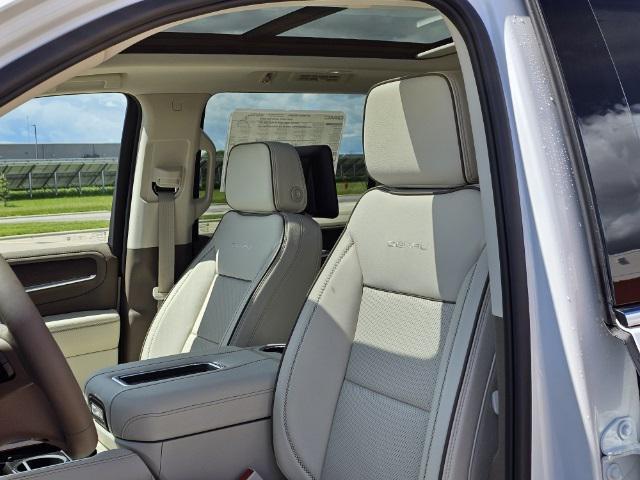 new 2024 GMC Yukon XL car, priced at $97,505