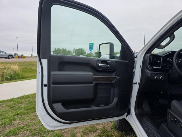 new 2025 GMC Sierra 3500 car, priced at $56,985