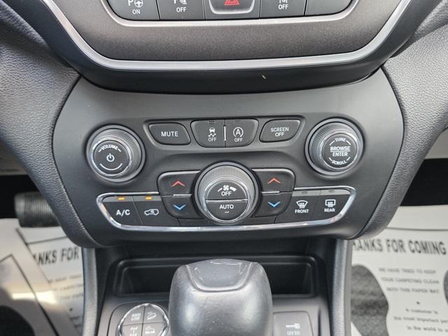 used 2019 Jeep Cherokee car, priced at $21,900