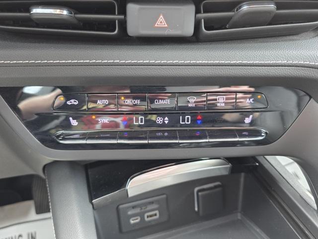 used 2021 Buick Envision car, priced at $27,315