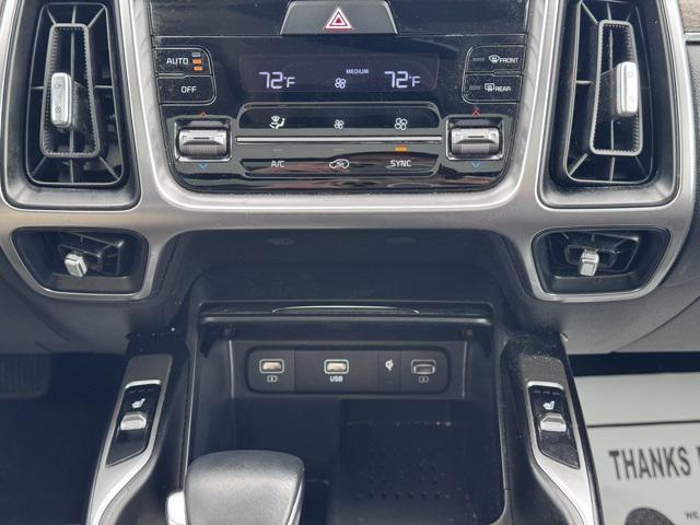 used 2023 Kia Sorento car, priced at $32,015