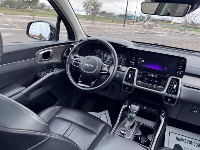 used 2023 Kia Sorento car, priced at $32,015