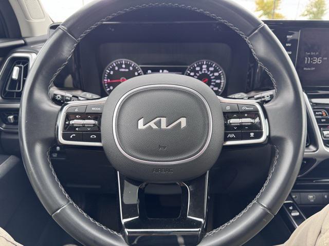 used 2023 Kia Sorento car, priced at $32,015