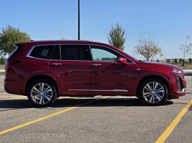used 2023 Cadillac XT6 car, priced at $37,620