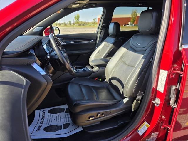 used 2023 Cadillac XT6 car, priced at $37,620