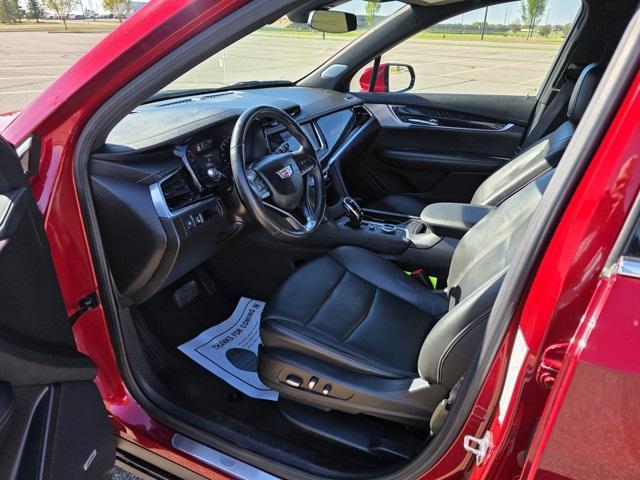 used 2023 Cadillac XT6 car, priced at $37,620