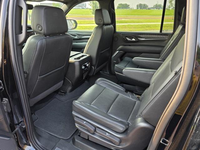 used 2022 GMC Yukon XL car, priced at $45,997