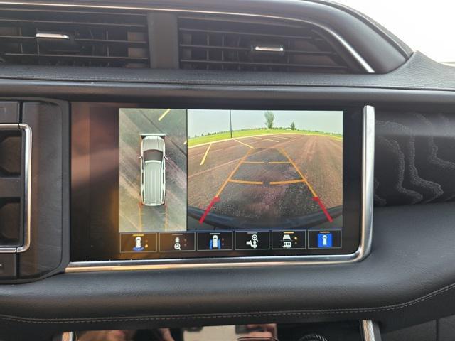 used 2022 GMC Yukon XL car, priced at $45,997