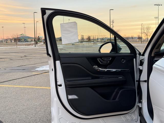 new 2025 Lincoln Corsair car, priced at $59,015