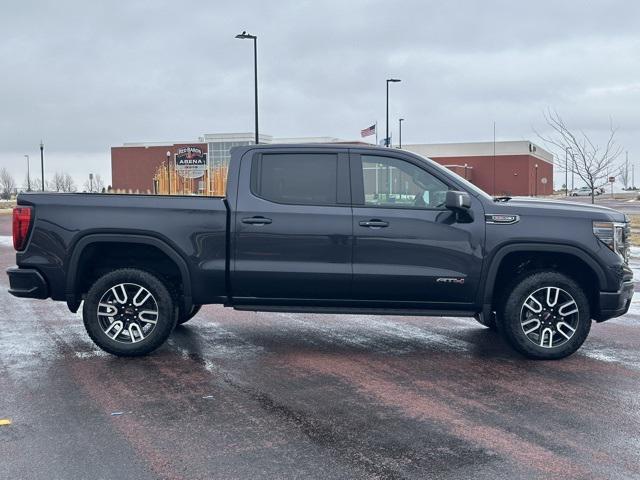 new 2025 GMC Sierra 1500 car, priced at $75,045