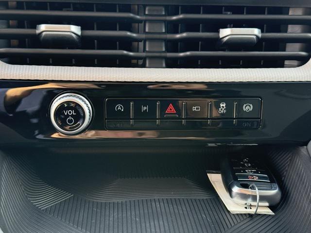 new 2025 Ford Explorer car, priced at $50,505