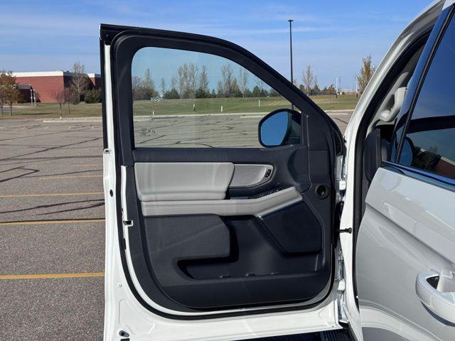 new 2025 Ford Expedition Max car, priced at $74,144