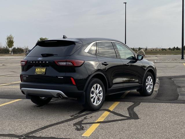 used 2023 Ford Escape car, priced at $25,249