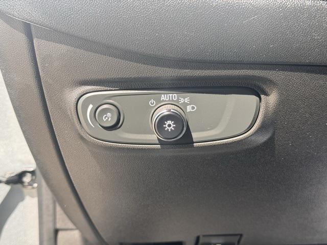 used 2023 Chevrolet Equinox car, priced at $25,895