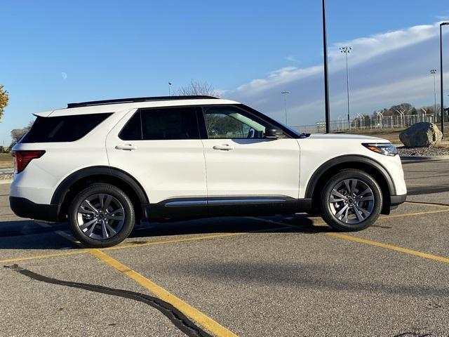 new 2025 Ford Explorer car, priced at $48,900