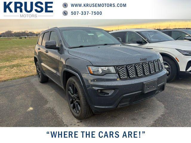 used 2017 Jeep Grand Cherokee car, priced at $14,747