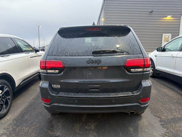 used 2017 Jeep Grand Cherokee car, priced at $14,747