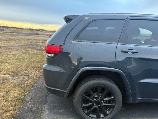 used 2017 Jeep Grand Cherokee car, priced at $14,747