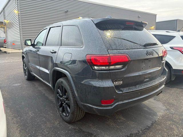 used 2017 Jeep Grand Cherokee car, priced at $14,747