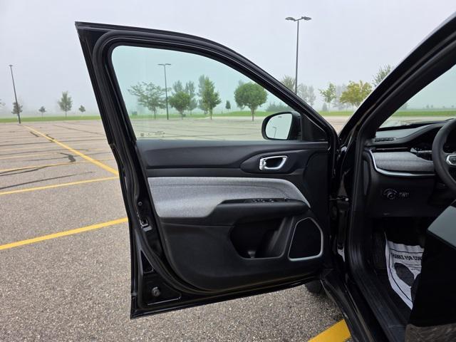 used 2023 Jeep Compass car, priced at $19,325