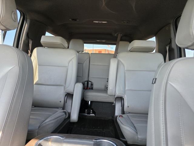 used 2022 GMC Yukon XL car, priced at $39,812