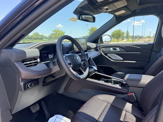 new 2025 Ford Explorer car, priced at $61,500