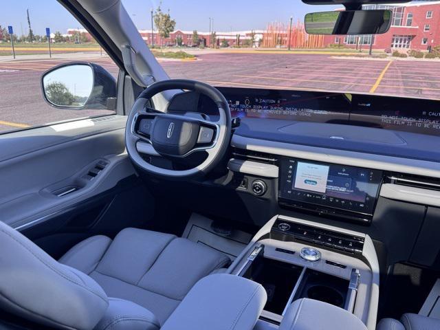 new 2025 Lincoln Navigator car, priced at $103,940