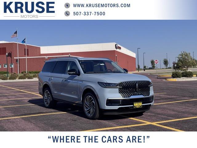 new 2025 Lincoln Navigator car, priced at $103,940