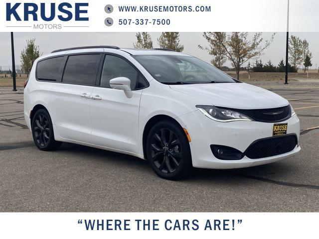 used 2018 Chrysler Pacifica car, priced at $22,500