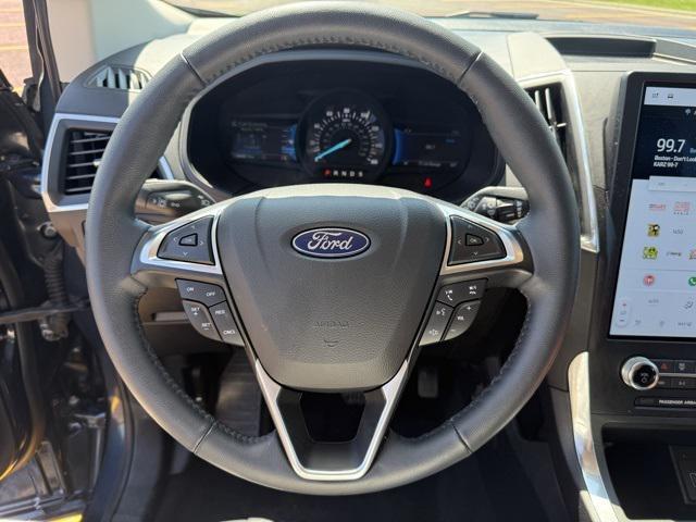 used 2024 Ford Edge car, priced at $35,171