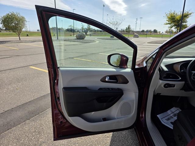 used 2018 Chrysler Pacifica car, priced at $15,000