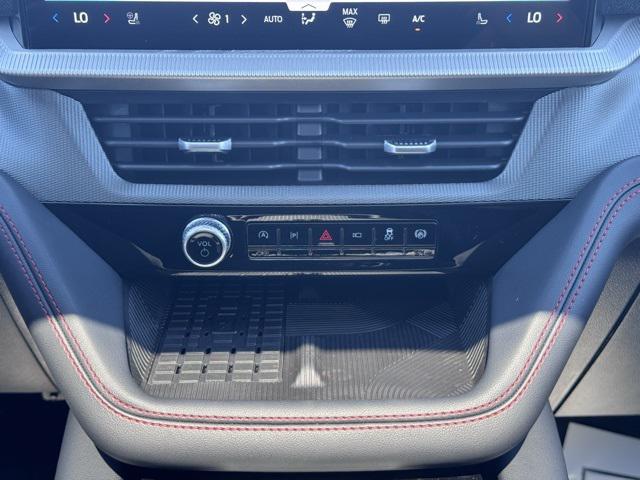 new 2025 Ford Explorer car, priced at $52,725
