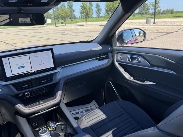 new 2025 Ford Explorer car, priced at $52,725