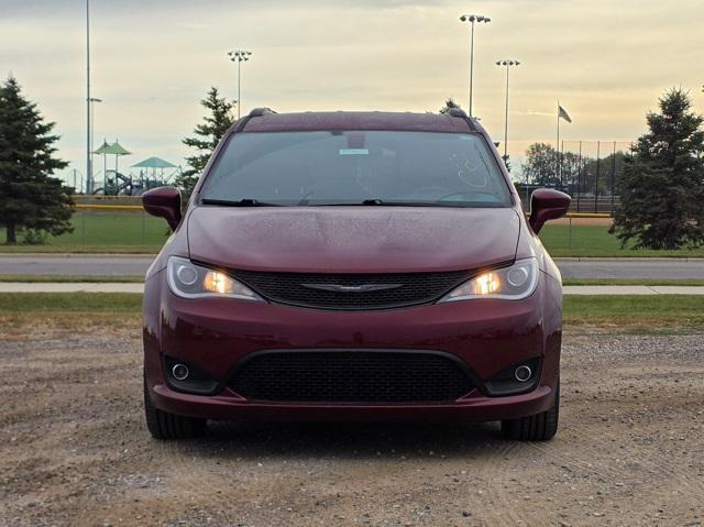 used 2018 Chrysler Pacifica car, priced at $16,000