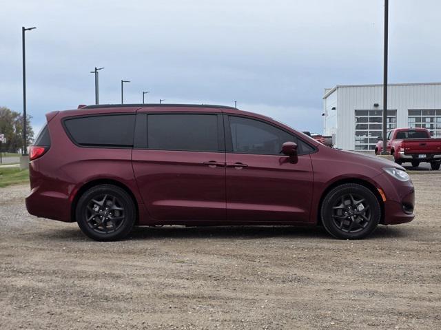 used 2018 Chrysler Pacifica car, priced at $16,000