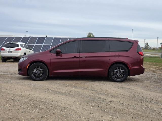 used 2018 Chrysler Pacifica car, priced at $16,000