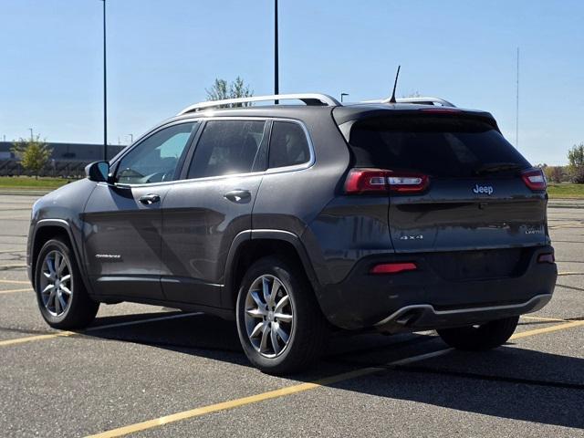 used 2018 Jeep Cherokee car, priced at $14,300