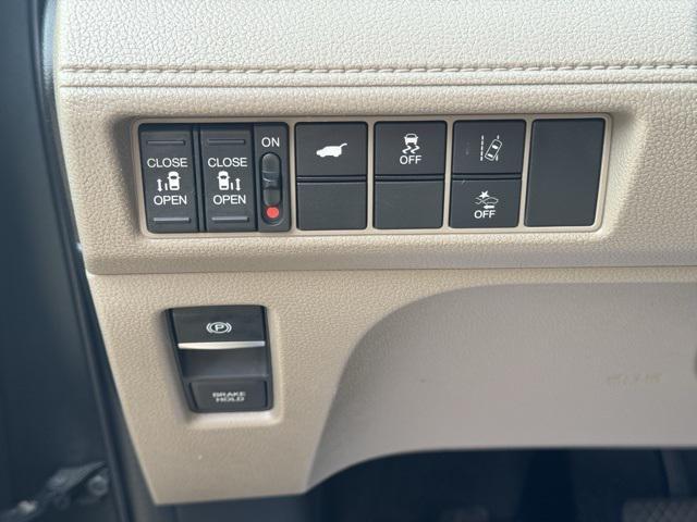 used 2018 Honda Odyssey car, priced at $21,709