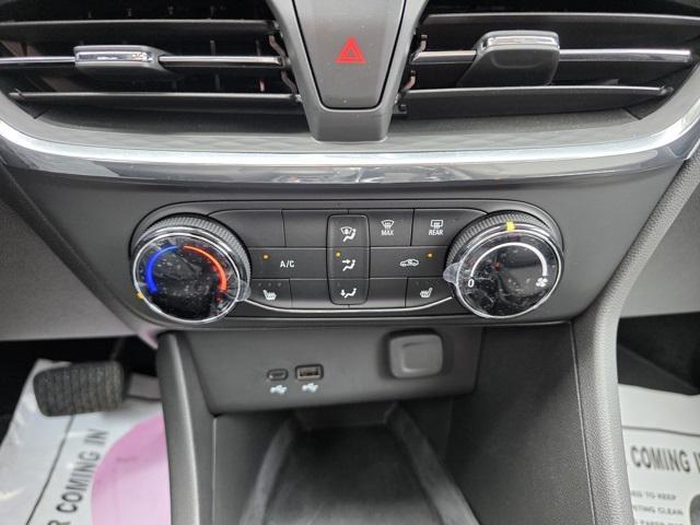 new 2025 Buick Encore GX car, priced at $27,000