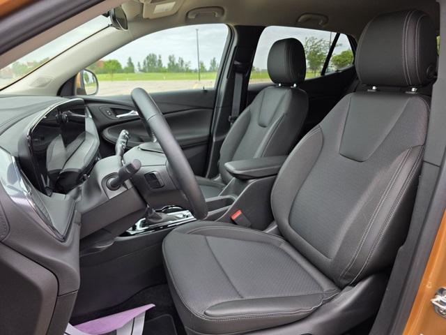 new 2025 Buick Encore GX car, priced at $27,000
