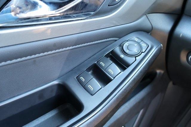 used 2023 Chevrolet Traverse car, priced at $28,500
