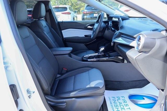 used 2025 Chevrolet Trax car, priced at $23,500