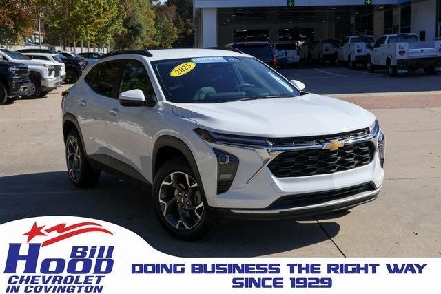 used 2025 Chevrolet Trax car, priced at $23,500