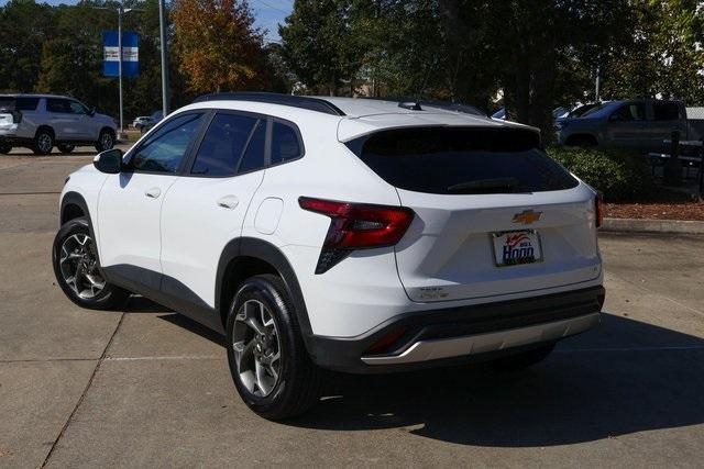 used 2025 Chevrolet Trax car, priced at $23,500