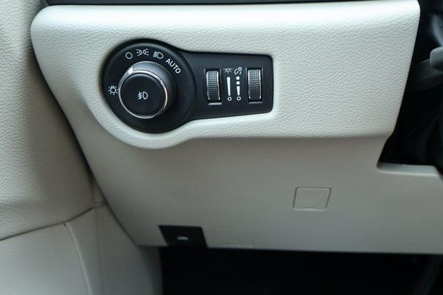used 2023 Chrysler Pacifica car, priced at $24,480