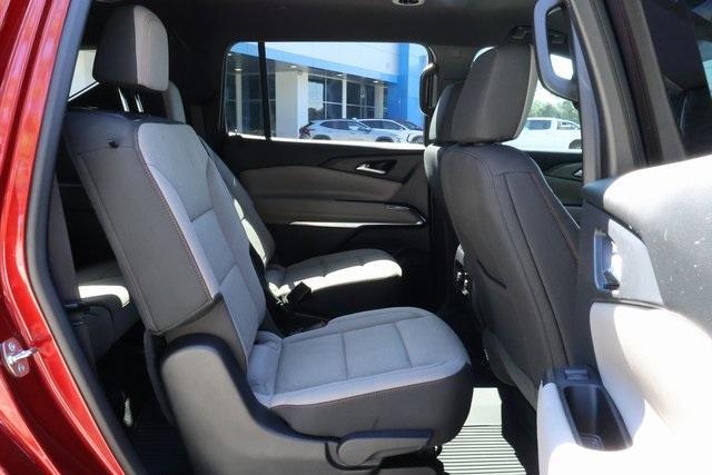 used 2024 Chevrolet Traverse car, priced at $36,990
