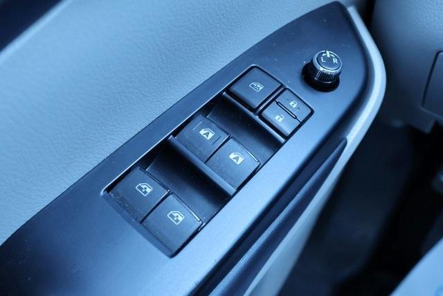 used 2014 Toyota Highlander car, priced at $17,440