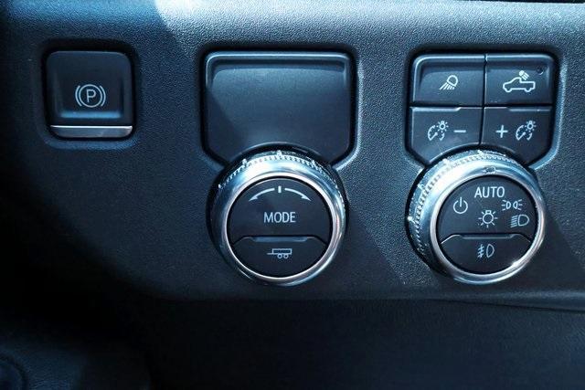 used 2024 GMC Sierra 1500 car, priced at $40,444